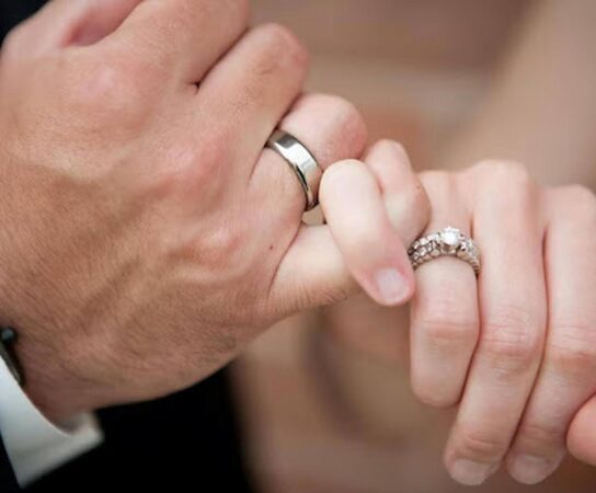 Why Beverley Hills Jewellers London Is Popular for Engagement Rings