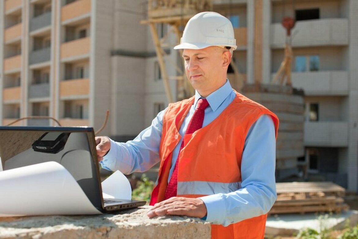 Working As A Senior Construction Site Manager: How To Excel In Your Role